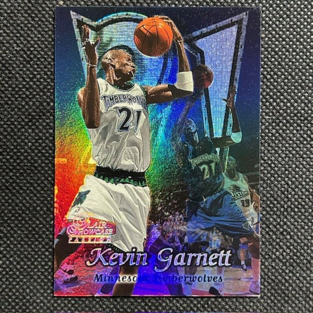 Fleer 1998-99 Flair Showcase Kevin Garnett Minnesota Timberwolves #24 HOF